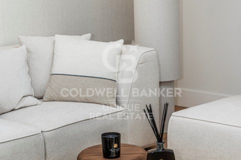 Apartment à vendre à Madrid, Espagne, 1 chambre, 77 m2 No. 178776 - photo 3