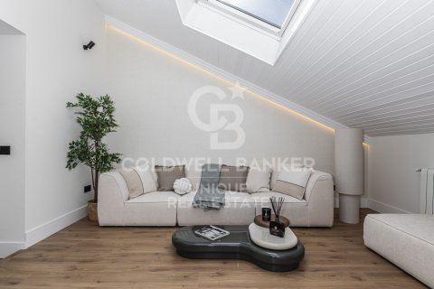 Apartment à vendre à Madrid, Espagne, 1 chambre, 77 m2 No. 178776 - photo 2