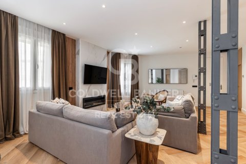 Apartment à vendre à Madrid, Espagne, 3 chambres, 192 m2 No. 178777 - photo 6