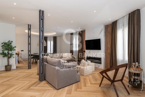 Apartment à vendre à Madrid, Espagne, 3 chambres, 192 m2 No. 178777 - photo 3