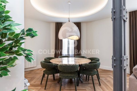 Apartment à vendre à Madrid, Espagne, 3 chambres, 192 m2 No. 178777 - photo 19