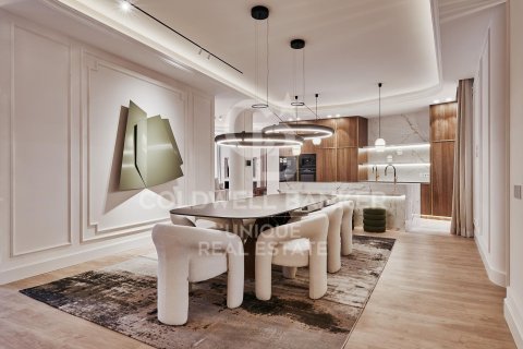 Apartment à vendre à Madrid, Espagne, 4 chambres, 361 m2 No. 178775 - photo 9