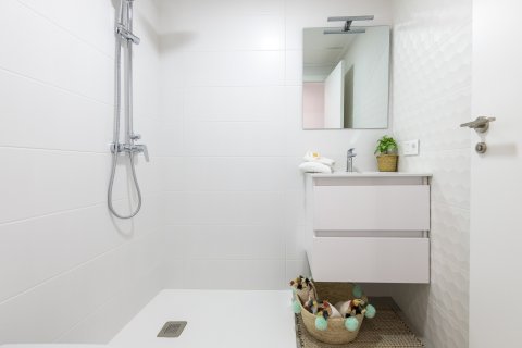 Apartment for sale in Villamartin, Alicante, Spain 2 bedrooms, 58 sq.m. No. 145688 - photo 9