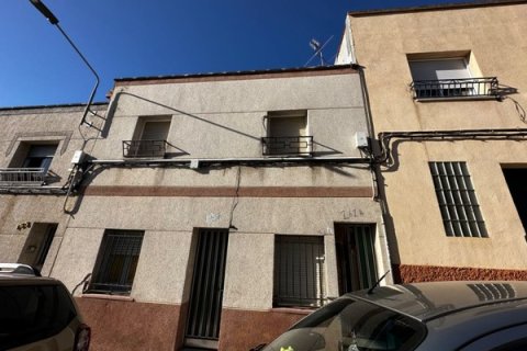 Māja pārdošanā Terrassa, Barcelona, Spānijā 3 istabas, 1960 m2 Nr. 191378 - attēls 1