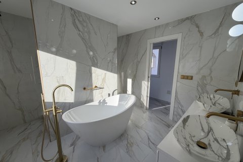 Villa in vendita a Villamartin, Alicante, Spagna 6 camere da letto, 240 mq. N° 151517 - foto 26