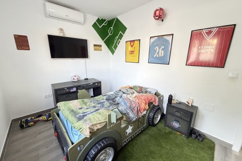 Villa in vendita a Villamartin, Alicante, Spagna 6 camere da letto, 240 mq. N° 151517 - foto 13