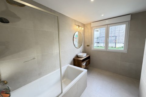 Villa in vendita a Villamartin, Alicante, Spagna 6 camere da letto, 240 mq. N° 151517 - foto 17