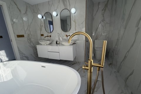 Villa in vendita a Villamartin, Alicante, Spagna 6 camere da letto, 240 mq. N° 151517 - foto 24