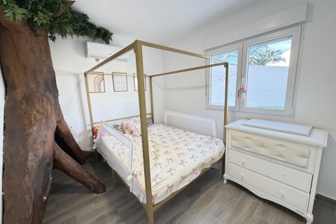 Villa in vendita a Villamartin, Alicante, Spagna 6 camere da letto, 240 mq. N° 151517 - foto 14