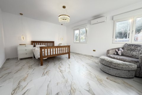 Villa in vendita a Villamartin, Alicante, Spagna 6 camere da letto, 240 mq. N° 151517 - foto 21