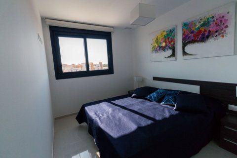 Huoneisto myytävänä Punta Prima, Alicante, Espanja, 3 makuuhuonetta, 110 m2 No. 145596 - kuva 15