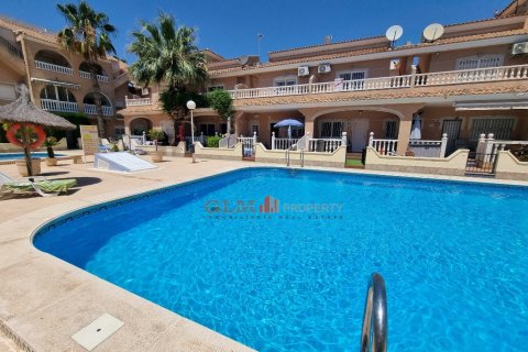 Apartment for sale in Los Alcazares, Murcia, Spain 3 bedrooms, No. 144107 - photo 2
