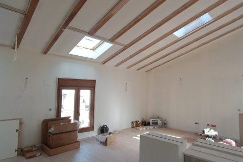 Dúplex en venta en Begues, Barcelona, España 3 dormitorios, 149 m2 No. 172515 - foto 2