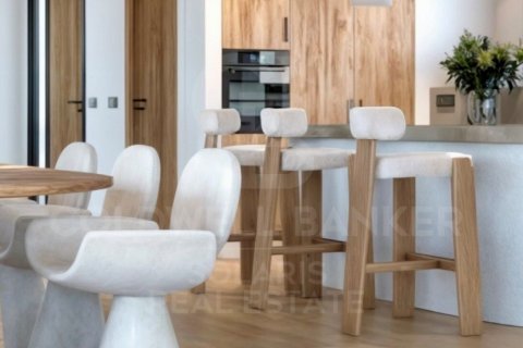 Villa for sale in Pedreguer, Alicante, Spain 4 bedrooms,  No. 157611 - photo 5