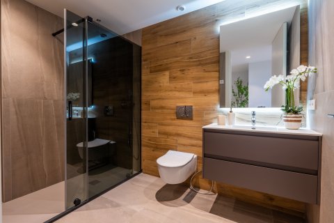 Apartment for sale in Guardamar del Segura, Alicante, Spain 3 bedrooms,  No. 155106 - photo 23