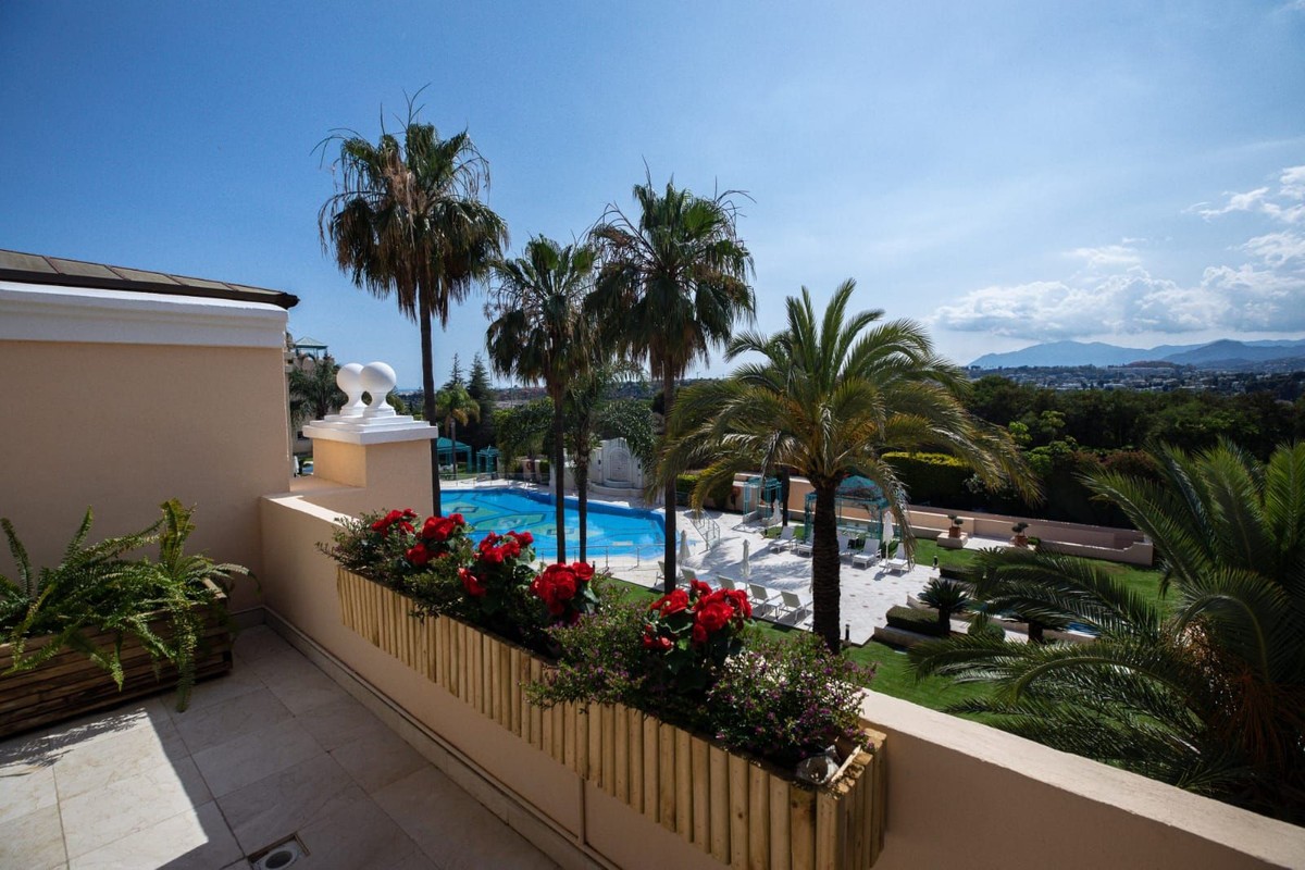 Huoneisto Marbella, Malaga, Espanja 3 makuuhuonetta, 318 m2 No. 133966