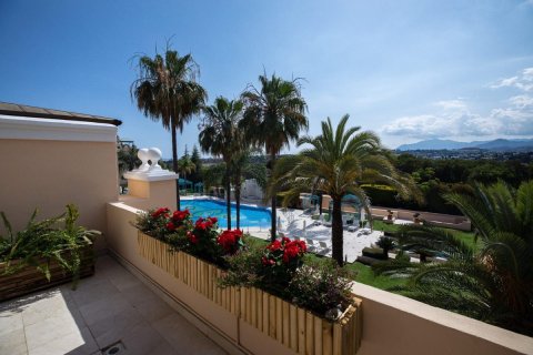 Lägenhet till salu Marbella, Malaga, Spanien 3 sovrum, 318 kvm. Nr. 133966 - foto 22
