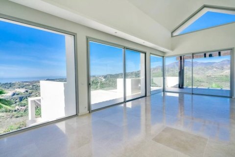 Apartment à vendre Benahavis, Malaga, Espagne, 4 chambres, 220 m2 No. 133965 - photo 3