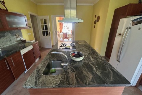 Huvila myytävänä Estepona, Malaga, Espanja, 7 makuuhuonetta, 714 m2 No. 133968 - kuva 17