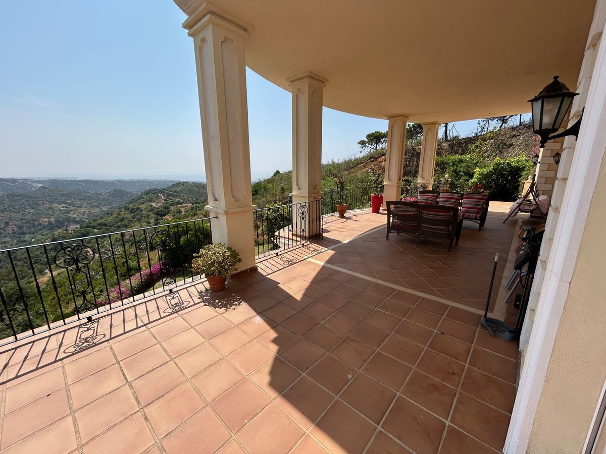 Villa en Estepona, Málaga, España 7 dormitorios, 714 m2 No. 133968