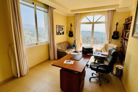 Huvila myytävänä Estepona, Malaga, Espanja, 7 makuuhuonetta, 714 m2 No. 133968 - kuva 21