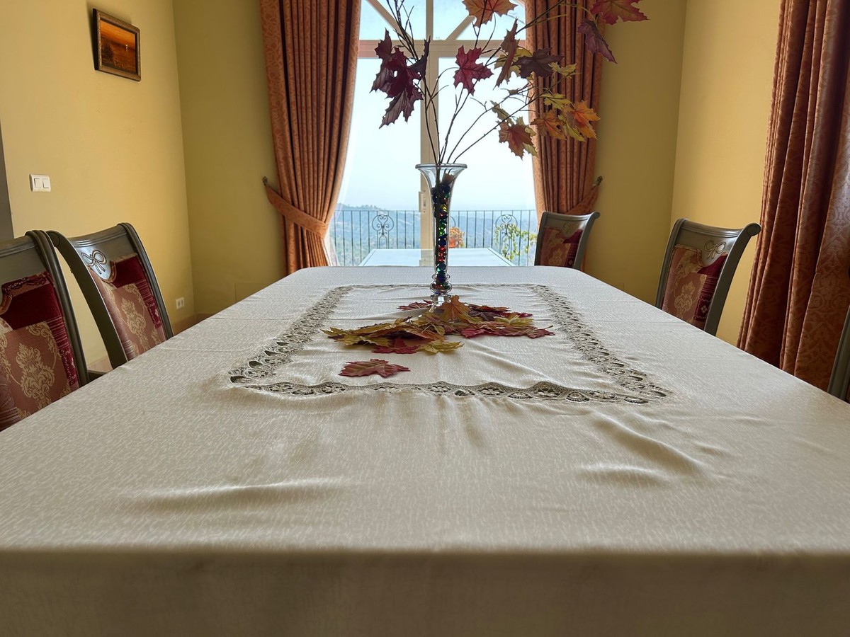Villa en Estepona, Málaga, España 7 dormitorios, 714 m2 No. 133968