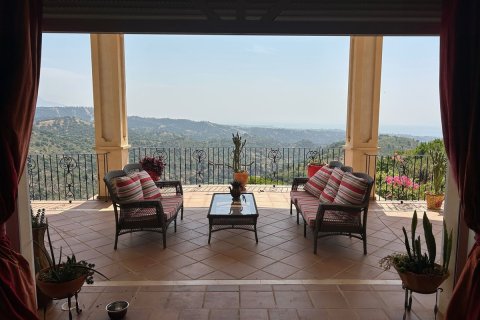 Huvila myytävänä Estepona, Malaga, Espanja, 7 makuuhuonetta, 714 m2 No. 133968 - kuva 10
