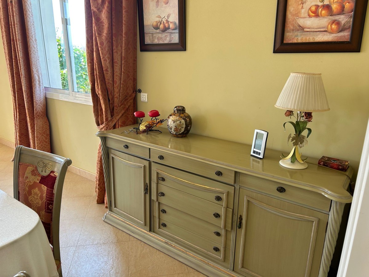 Villa en Estepona, Málaga, España 7 dormitorios, 714 m2 No. 133968