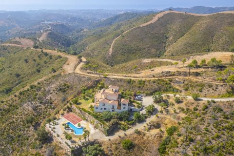 Huvila myytävänä Estepona, Malaga, Espanja, 7 makuuhuonetta, 714 m2 No. 133968 - kuva 2