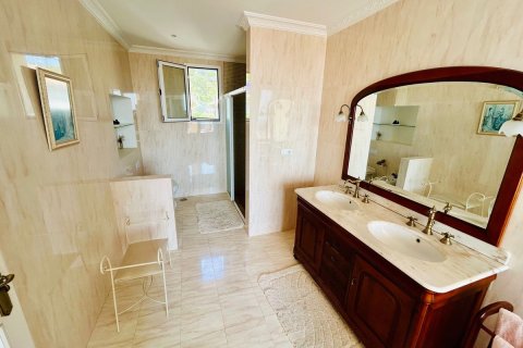 Huvila myytävänä Estepona, Malaga, Espanja, 7 makuuhuonetta, 714 m2 No. 133968 - kuva 28