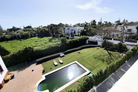 Huvila myytävänä Estepona, Malaga, Espanja, 4 makuuhuonetta, 280 m2 No. 133964 - kuva 3