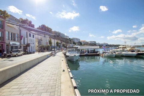 Продажа квартиры в Маон, Менорка, Испания 2 спальни, 52м2 №163107 - фото 12