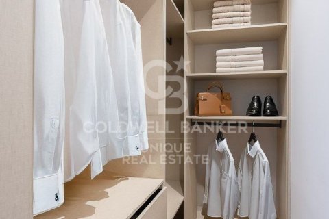 Huoneisto myytävänä Madrid, Espanja, 3 makuuhuonetta, 109 m2 No. 158519 - kuva 24