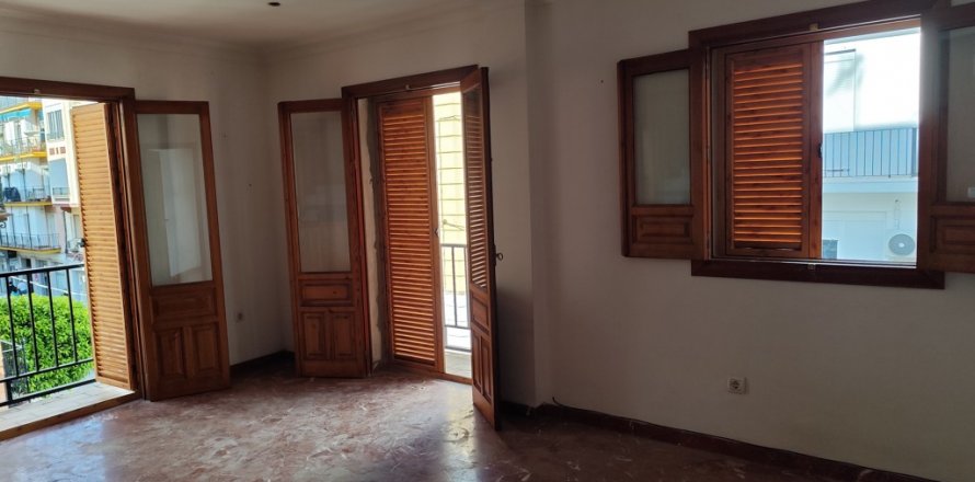 Apartament Sevilla, Seville, Hiszpania 4 sypialnie, 109 mkw. nr 113453