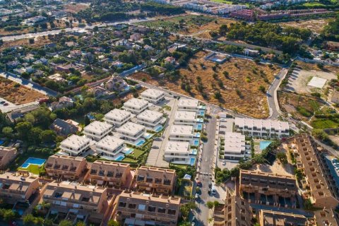 Kaupunkipientalo myytävänä Alicante, Espanja, 4 makuuhuonetta, 258 m2 No. 145566 - kuva 3