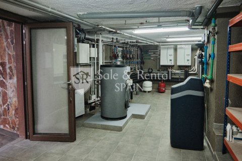 Hus till salu i Sant Feliu de Guixols, Girona, Spanien 5 sovrum, 628 kvm. Nr. 166502 - foto 17