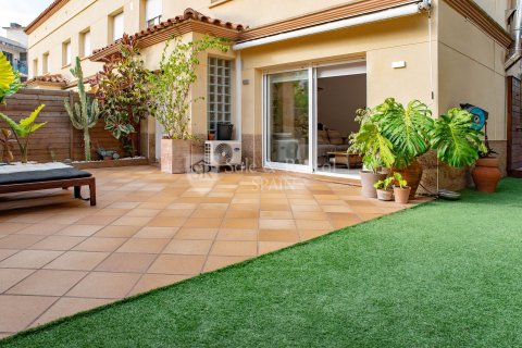 Talo myytävänä Lloret de Mar, Girona, Espanja, 4 makuuhuonetta, 219 m2 No. 166503 - kuva 15