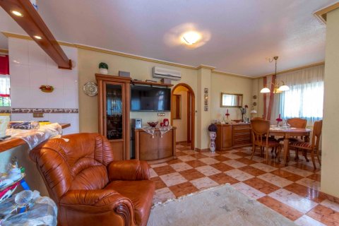 Villa en venta Villamartin, Alicante, España 3 dormitorios, 111 m2 No. 112965 - foto 3