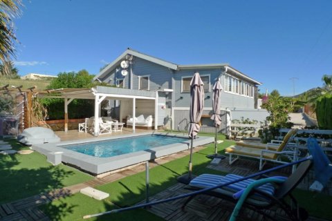 Продажа виллы Гата-де-Горгос, Аликанте, Испания 2 спальни,  №112984 - фото 1
