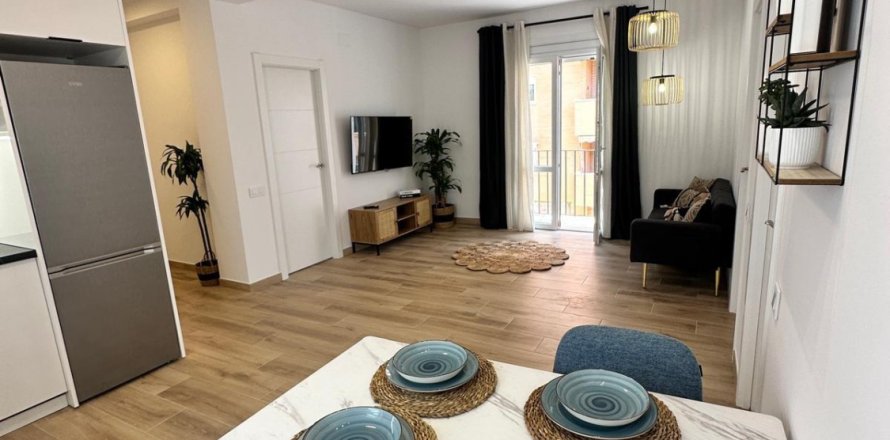 Квартира в Аликанте, Испания 80м2 №149705