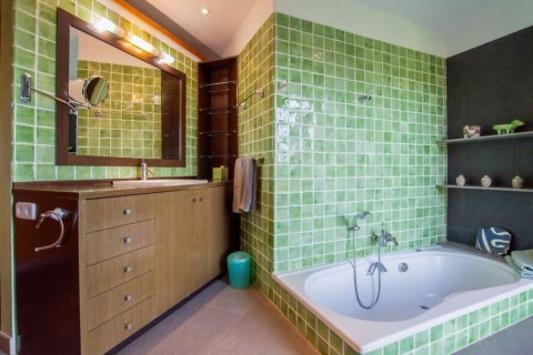 House for sale in Tossa de Mar, Girona, Spain 5 bedrooms, 307 sq.m. No. 167724 - photo 23