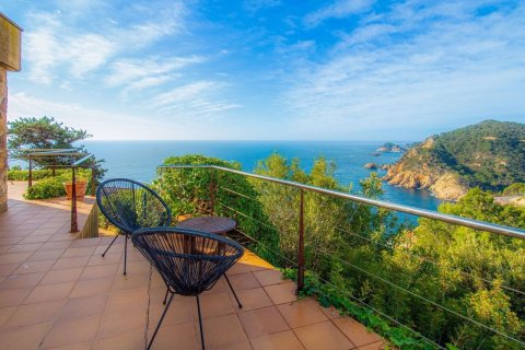 House for sale in Tossa de Mar, Girona, Spain 5 bedrooms, 307 sq.m. No. 167724 - photo 8