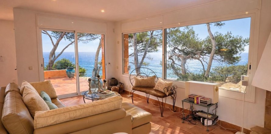 Casa a Begur, Girona, Spagna 4 camere da letto, 306 mq. N° 167726
