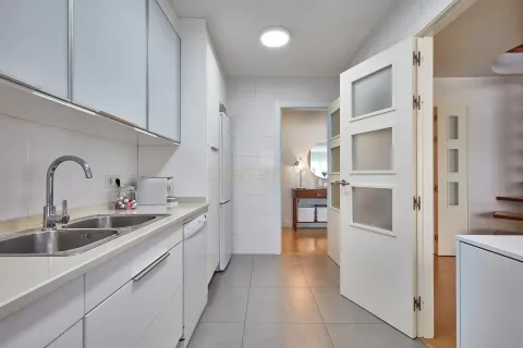 Apartamento en venta en Mataró, Barcelona, España 4 dormitorios, 159 m2 No. 178249 - foto 8
