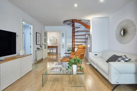 Apartamento en venta en Mataró, Barcelona, España 4 dormitorios, 159 m2 No. 178249 - foto 11