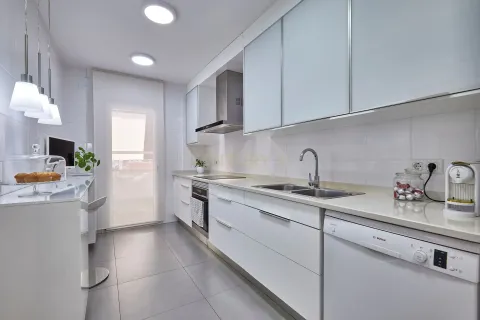 Apartamento en venta en Mataró, Barcelona, España 4 dormitorios, 159 m2 No. 178249 - foto 9