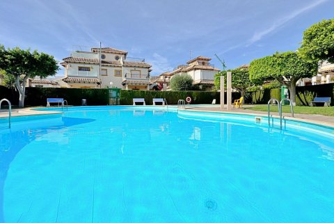 Dvīņu māja pārdošanā Alicante, Spānijā 2 istabas, 84 m2 Nr. 134806 - attēls 1
