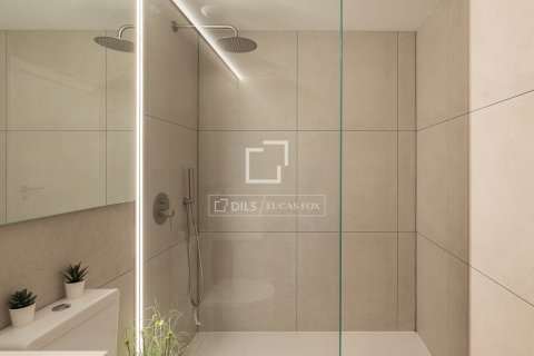 Kattohuoneisto myytävänä Barcelona, Espanja, 4 makuuhuonetta, 117 m2 No. 192763 - kuva 15