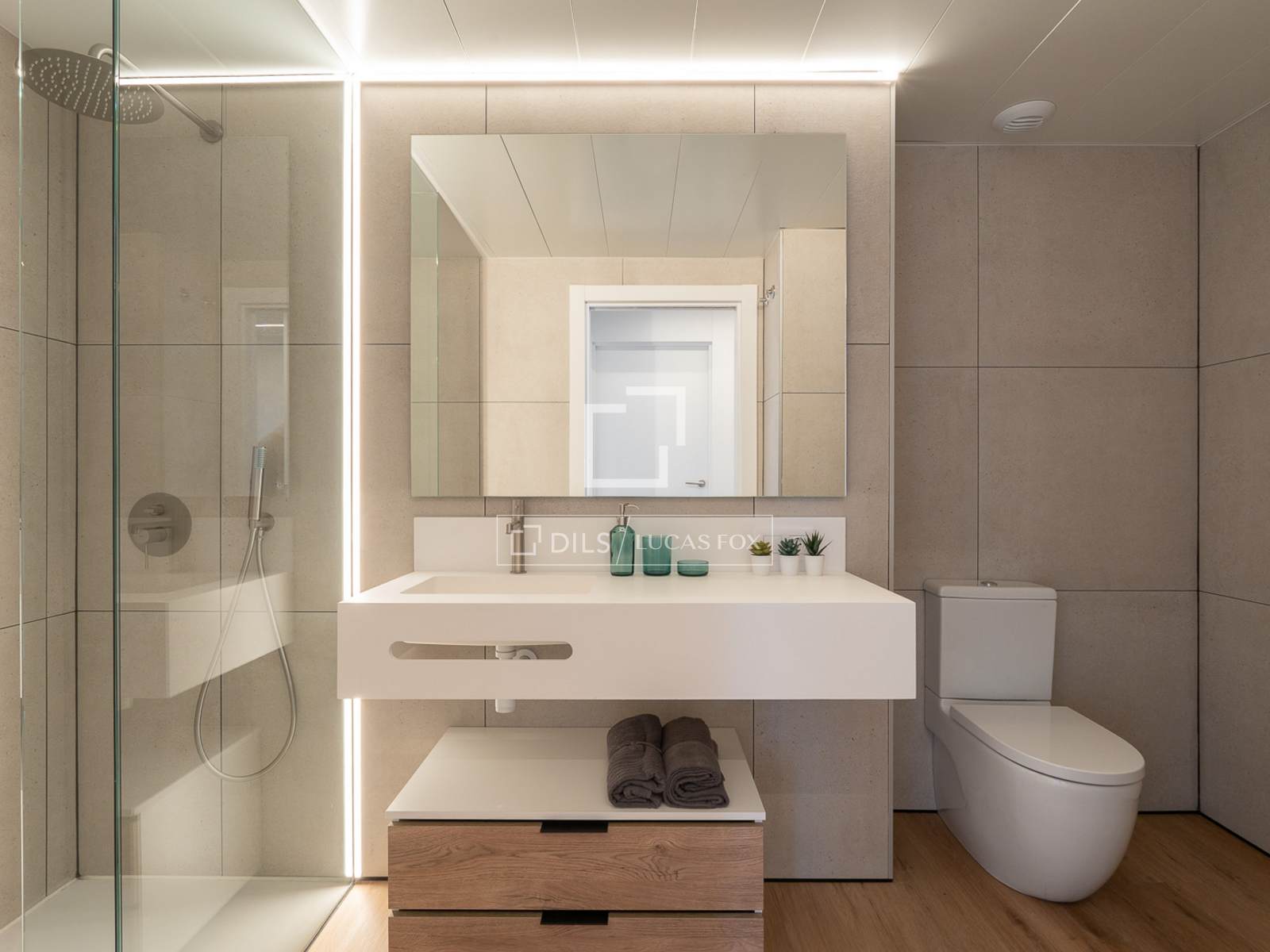 Penthouse w Barcelona, Hiszpania 4 sypialnie, 117 mkw. nr 192763