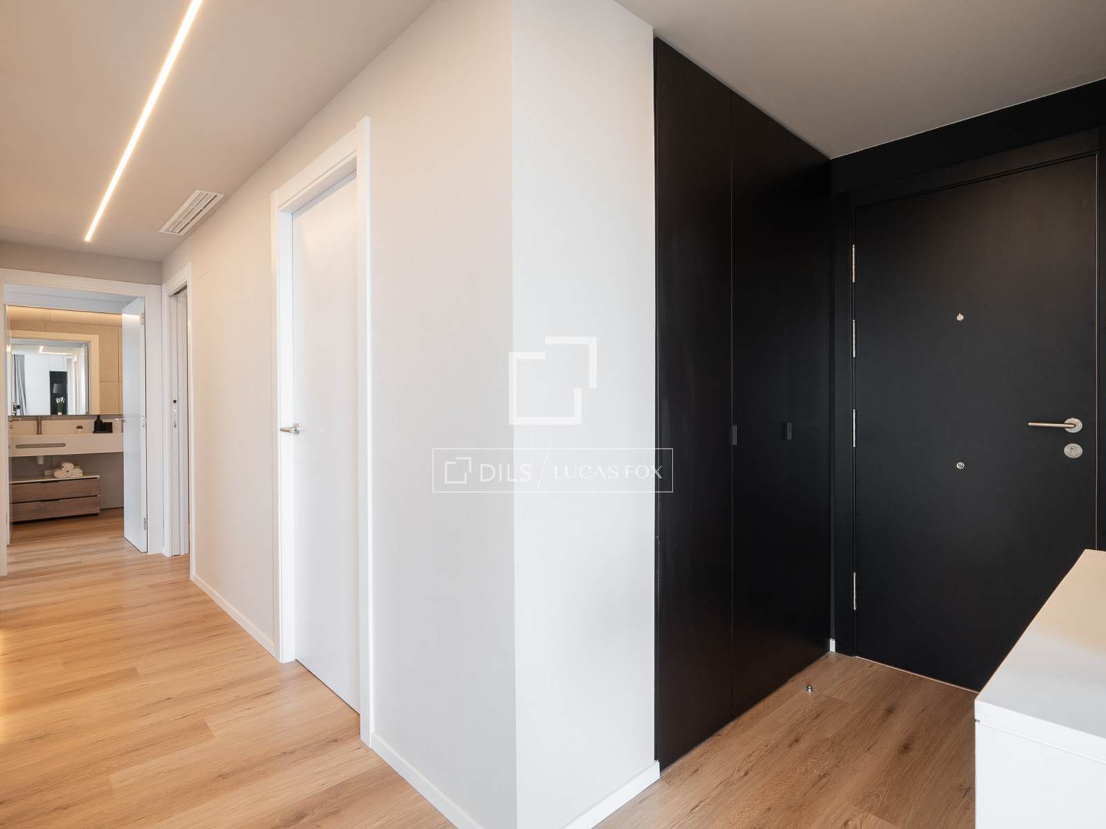 Penthouse w Barcelona, Hiszpania 4 sypialnie, 117 mkw. nr 192763